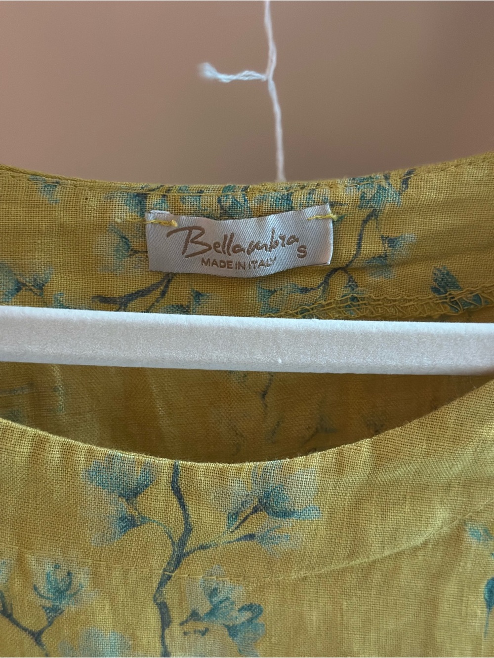 Bellambia Linen Top - Picture 5 of 6